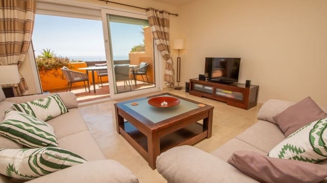 2 bedroom Apartment for sale in La Duquesa / Puerto de la Duquesa, Manilva with pool garage - € 575,000 (Ref: 9479936)