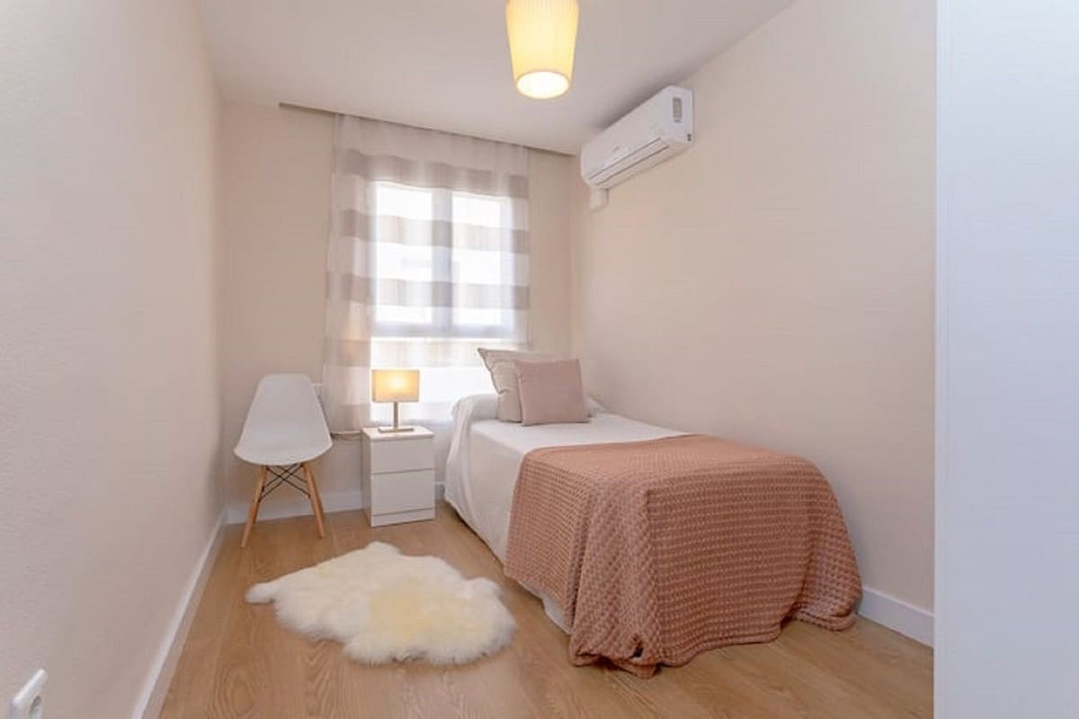 Apartamento de 4 habitaciones en Málaga ciudad en venta - 575.000 € (Ref: 9479937)