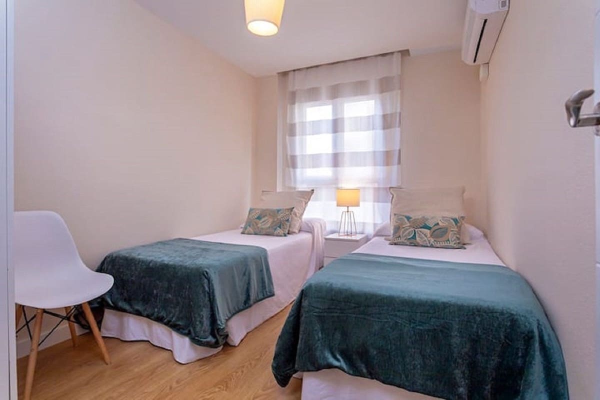 Apartamento de 4 habitaciones en Málaga ciudad en venta - 575.000 € (Ref: 9479937)