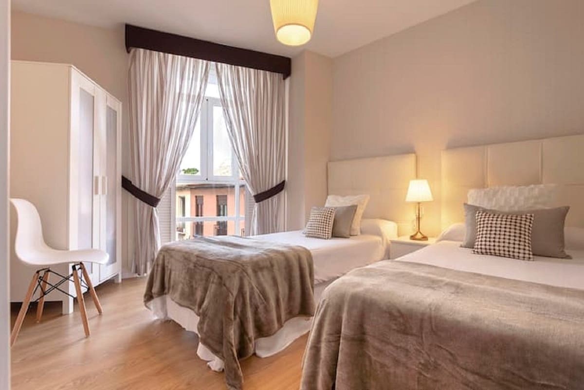 Apartamento de 4 habitaciones en Málaga ciudad en venta - 575.000 € (Ref: 9479937)