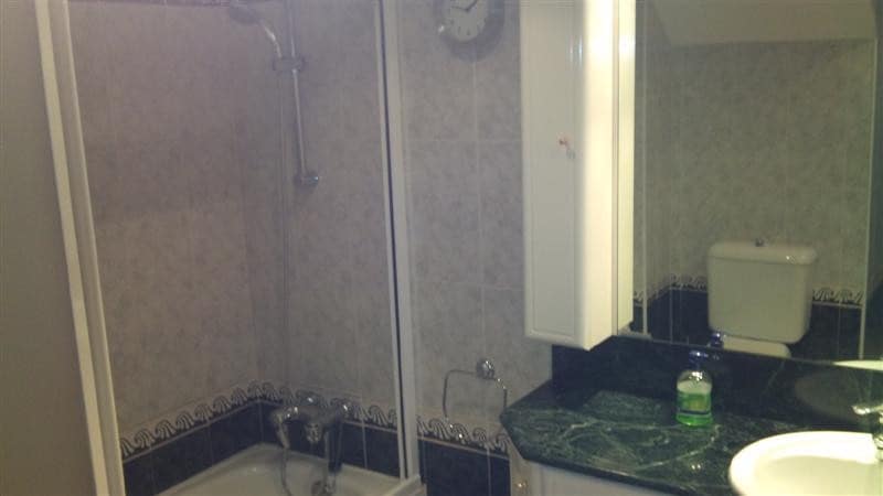 Ático de 5 habitaciones en La Duquesa / Puerto de la Duquesa en venta - 575.000 € (Ref: 9479938)