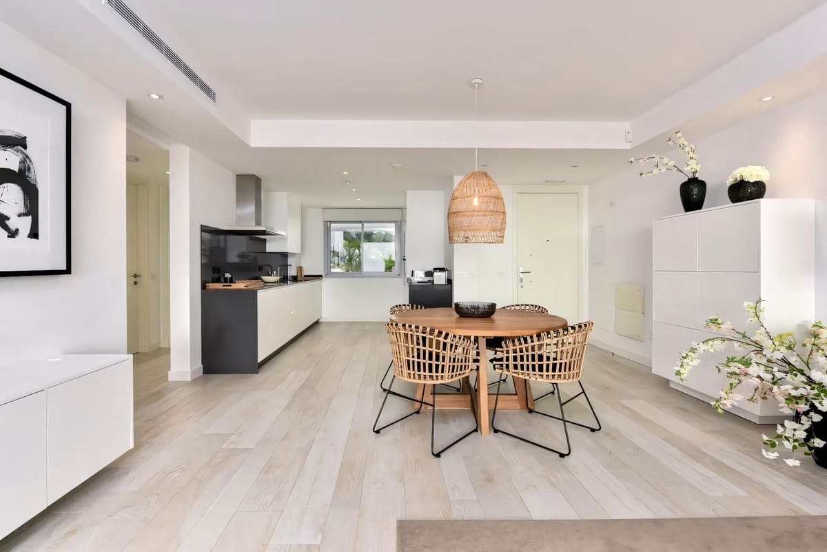 2 soverom Leilighet til salgs i Casares med svømmebasseng garasje - € 577 500 (Ref: 9479940)