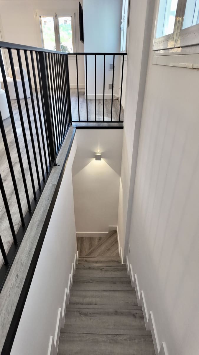 5 bedroom Apartment for sale in Benahavis - € 579,000 (Ref: 9479942)