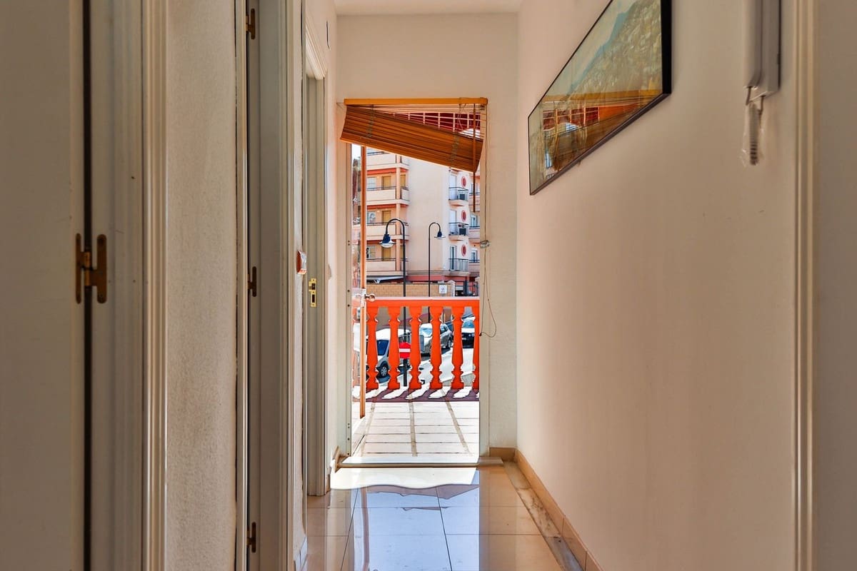 4 slaapkamer Halfvrijstaande villa te koop in Mijas met garage - € 579.000 (Ref: 9479943)