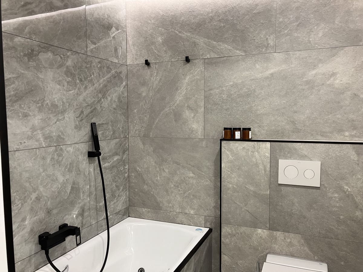 4 bedroom Apartment for sale in Aloha Golf with pool - € 580,000 (Ref: 9479944)