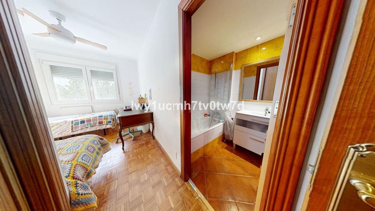 4 sovrum Lägenhet till salu i Fuengirola med pool garage - 580 000 € (Ref: 9479946)