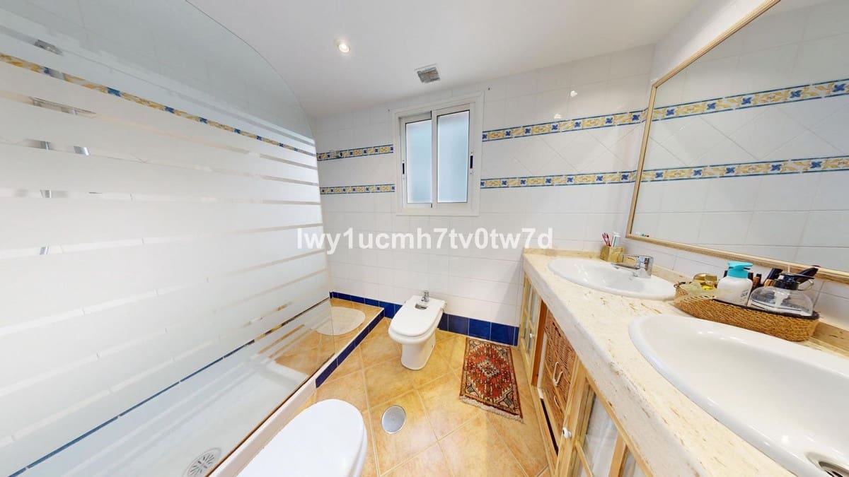 4 sovrum Lägenhet till salu i Fuengirola med pool garage - 580 000 € (Ref: 9479946)