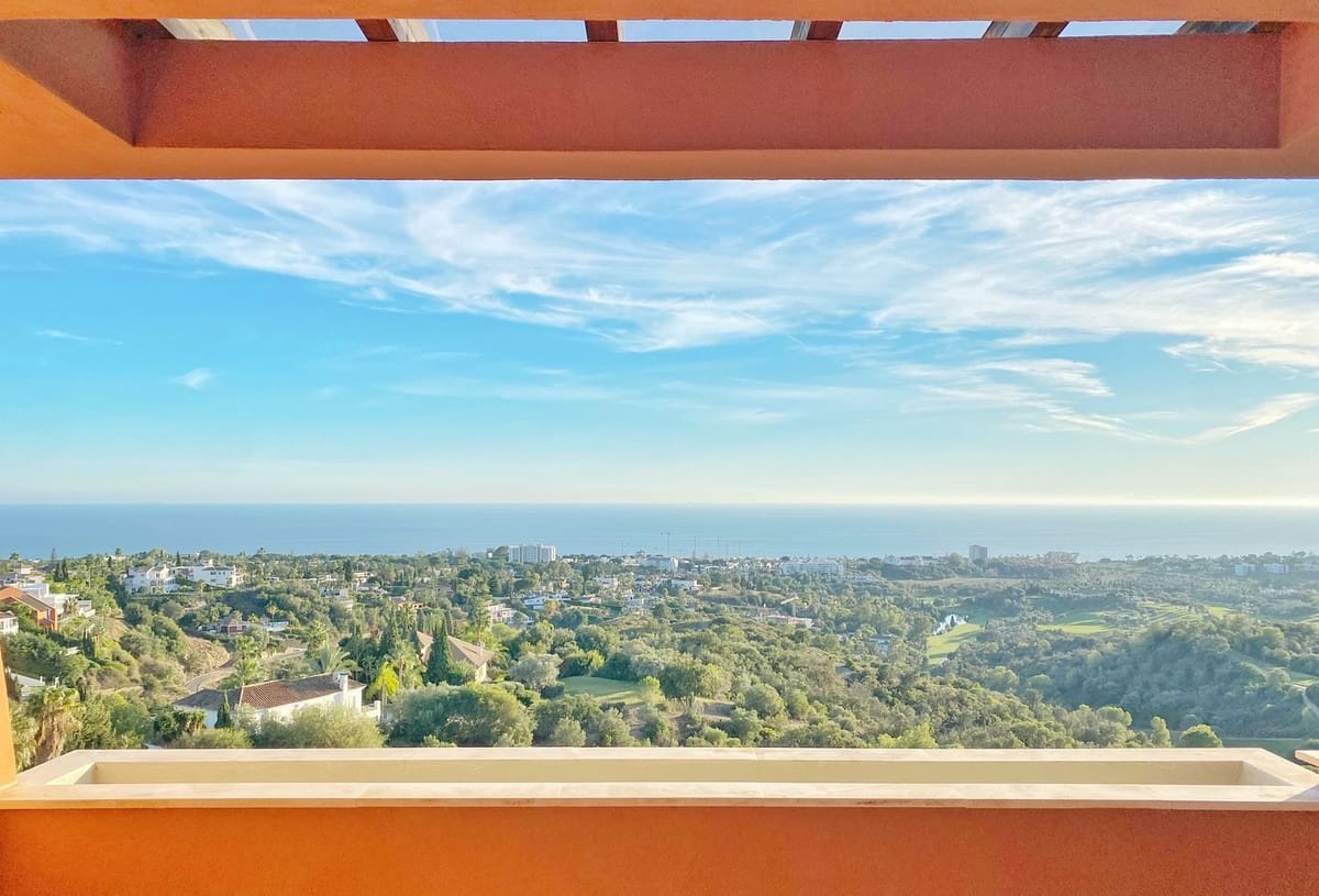 2 soveværelse Penthouse til salg i Marbella med swimmingpool garage - € 580.000 (Ref: 9479947)