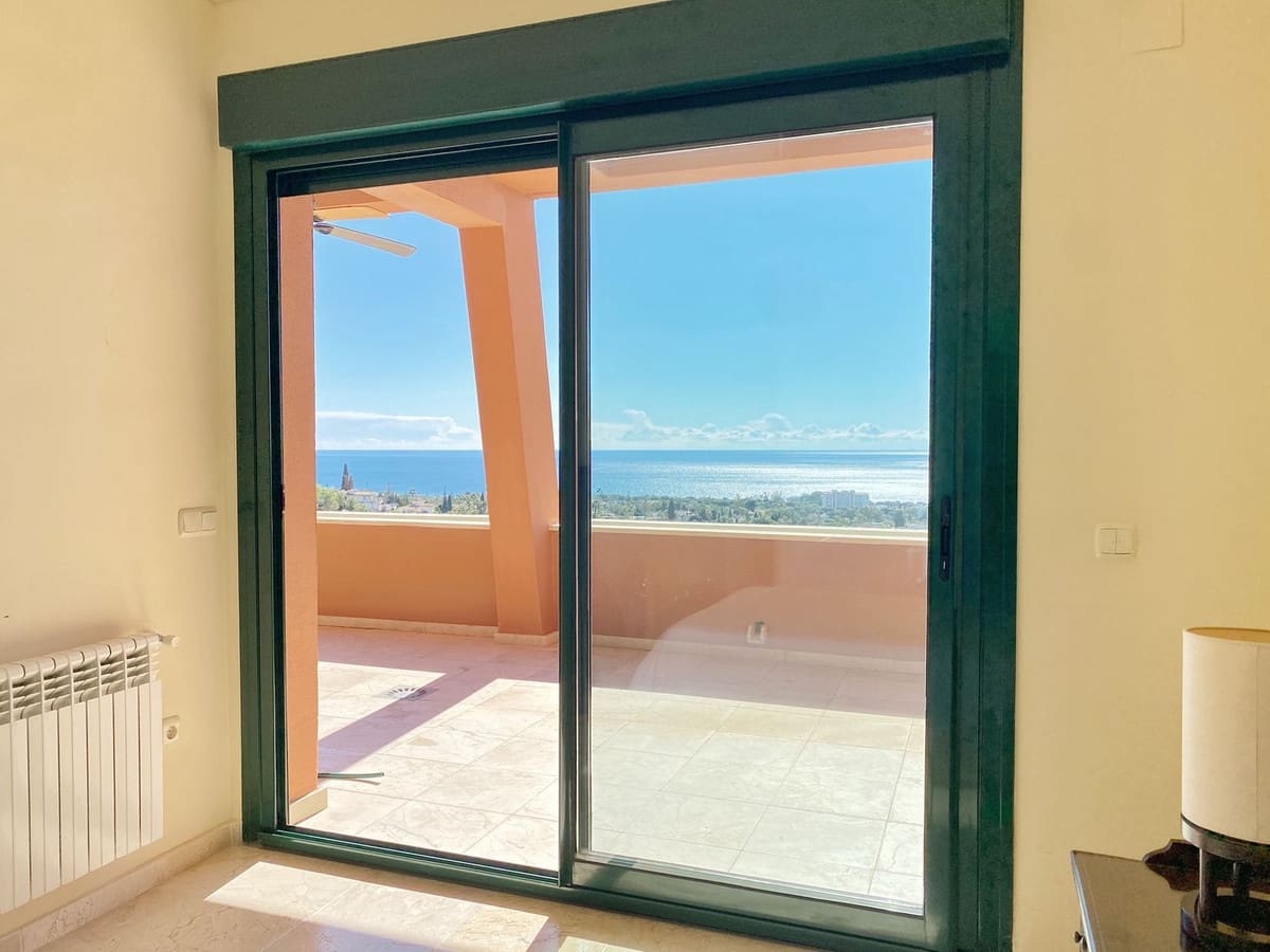 2 soveværelse Penthouse til salg i Marbella med swimmingpool garage - € 580.000 (Ref: 9479947)