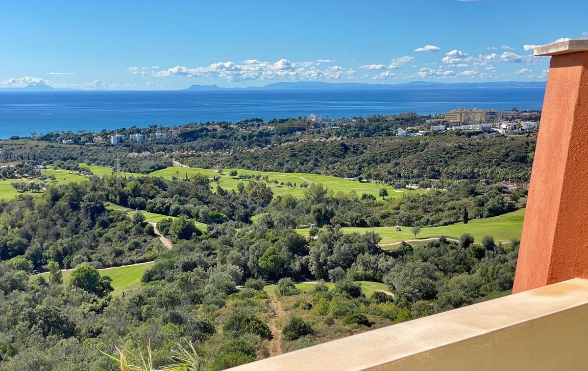 2 soveværelse Penthouse til salg i Marbella med swimmingpool garage - € 580.000 (Ref: 9479947)