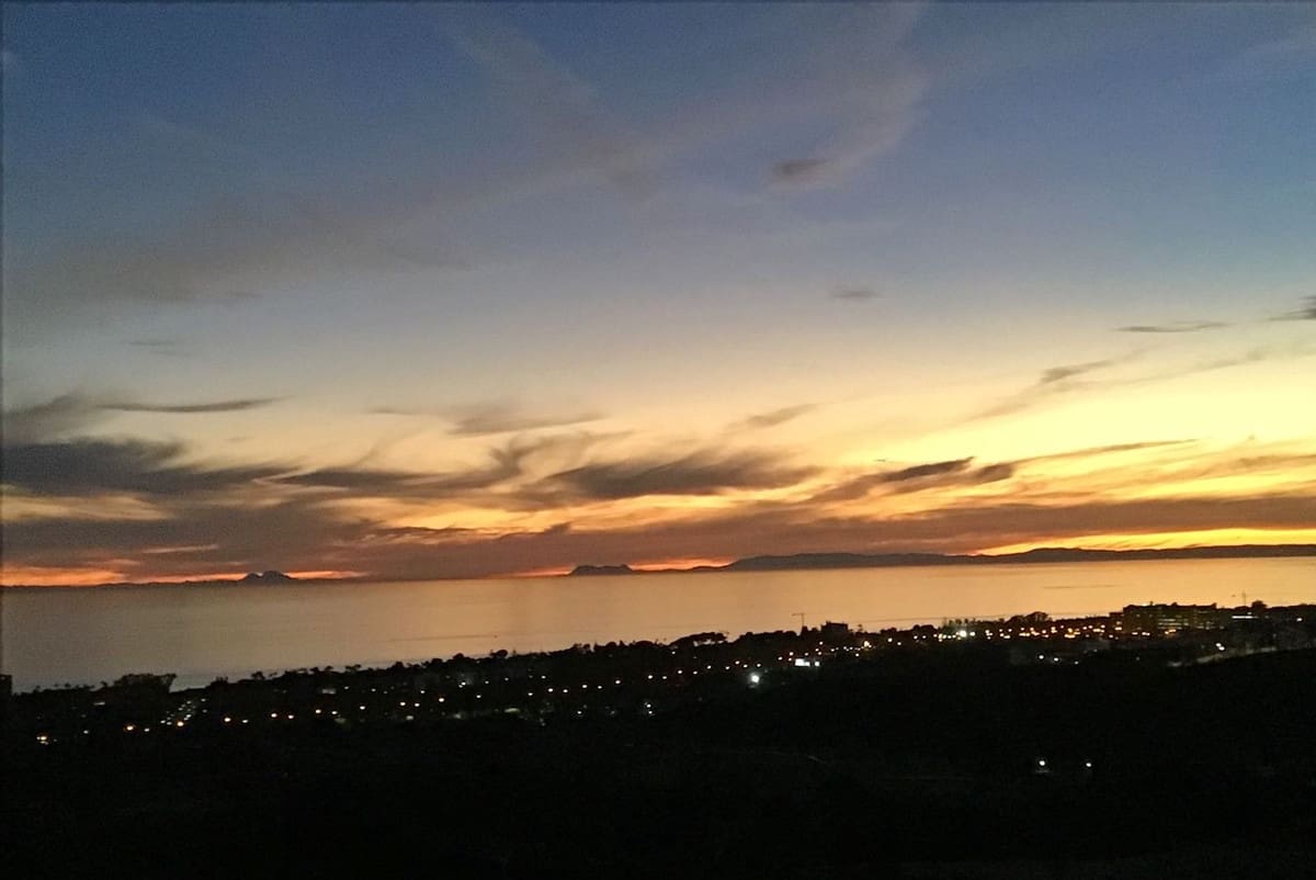 2 soveværelse Penthouse til salg i Marbella med swimmingpool garage - € 580.000 (Ref: 9479947)