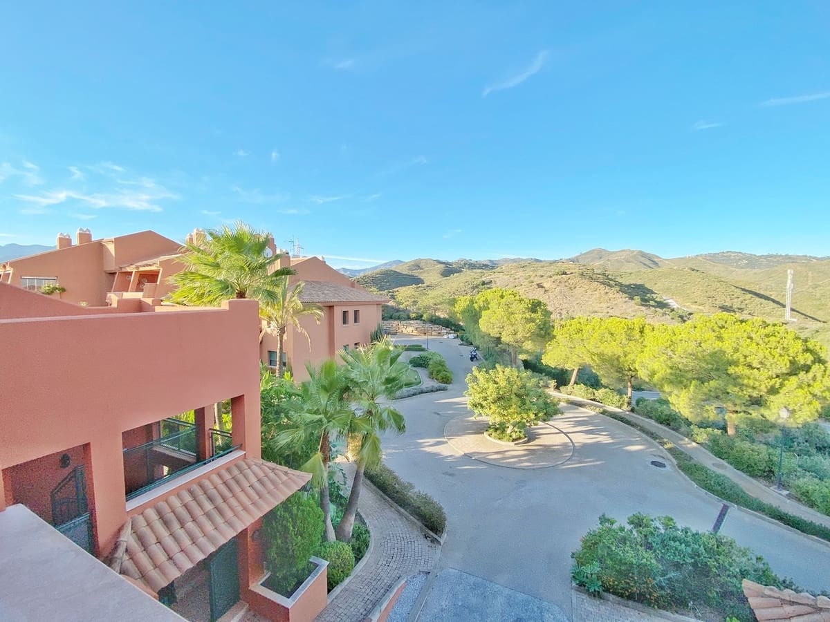 2 soveværelse Penthouse til salg i Marbella med swimmingpool garage - € 580.000 (Ref: 9479947)