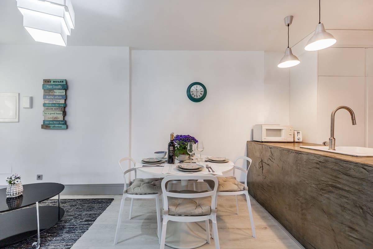 2 soverom Leilighet til salgs i Nueva Andalucia med svømmebasseng - € 585 000 (Ref: 9479955)