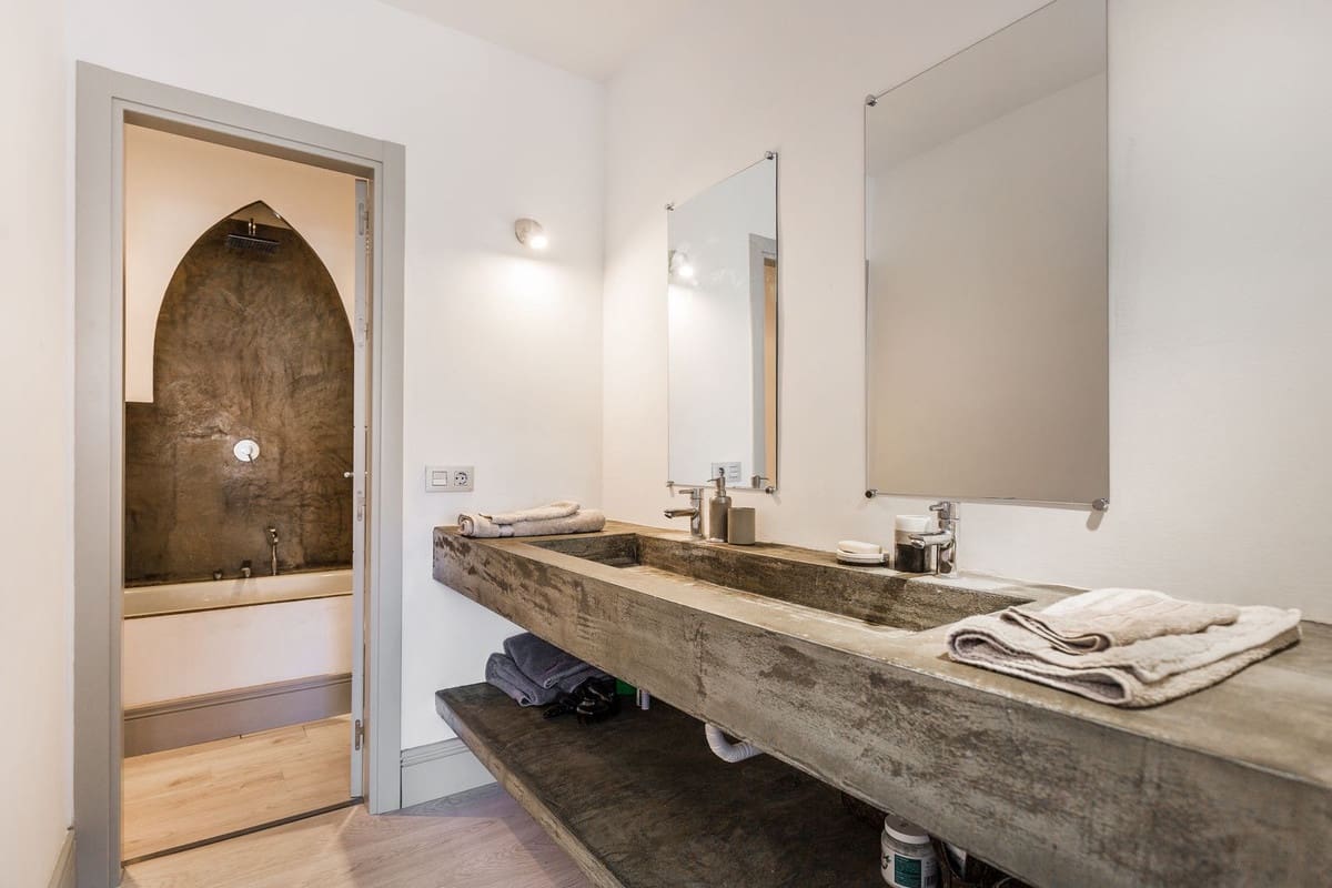 2 soverom Leilighet til salgs i Nueva Andalucia med svømmebasseng - € 585 000 (Ref: 9479955)