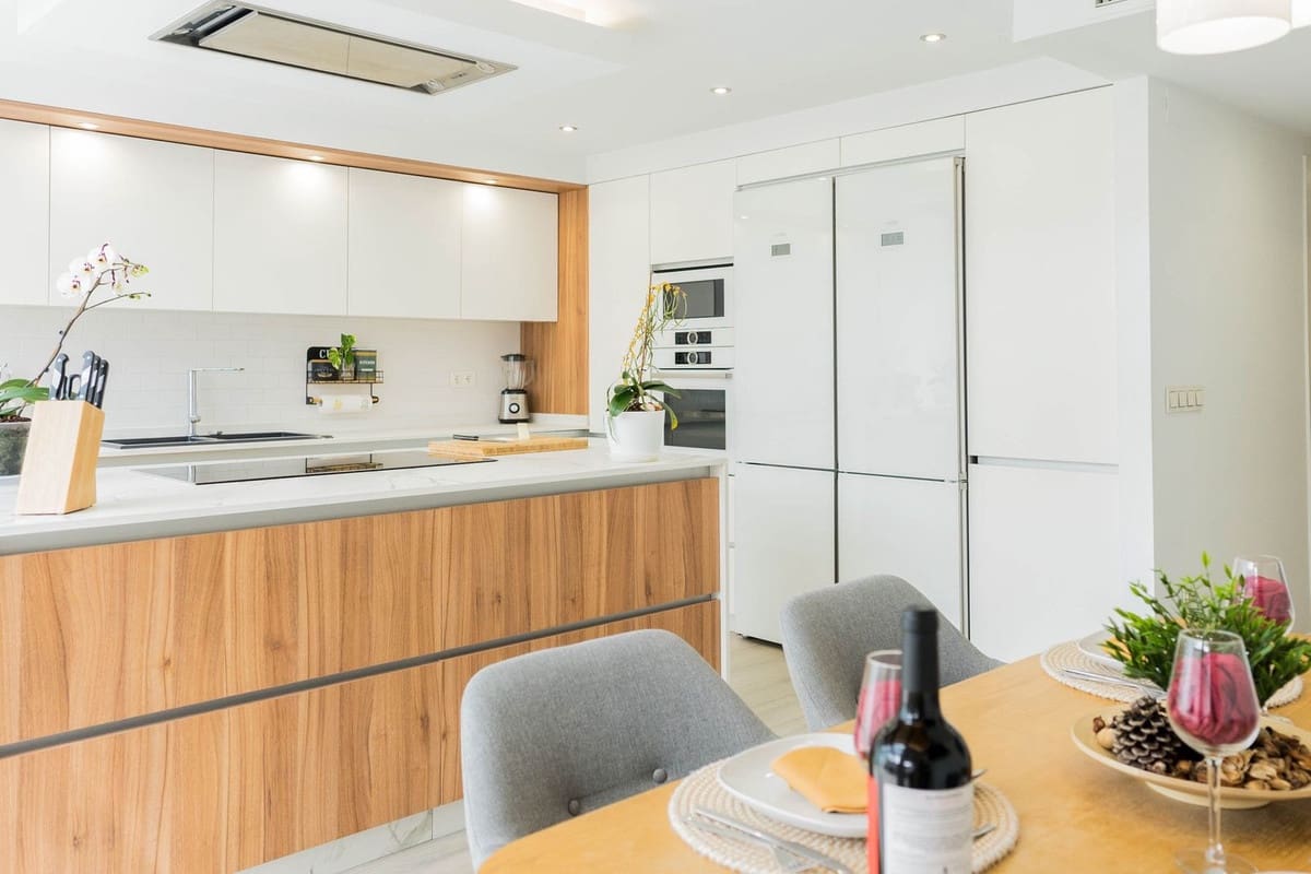 3 makuuhuone Omakotitalo myytävänä paikassa Malaga kaupunki mukana 
autotalli - 585 000 € (Ref: 9479959)