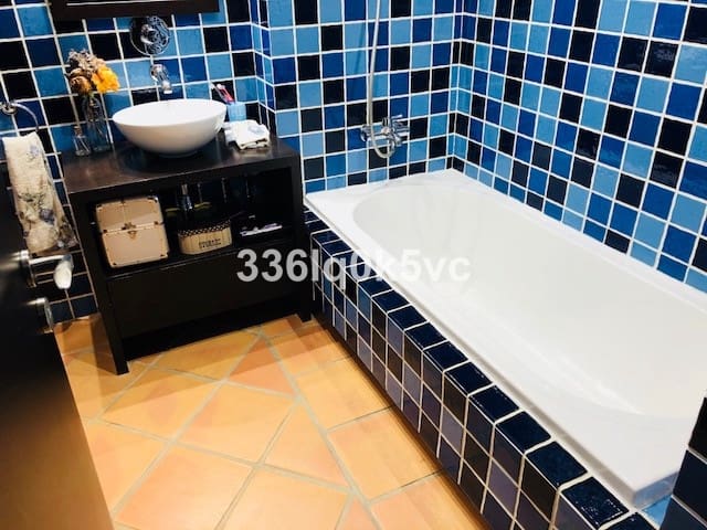 4 chambre Maison de Ville à vendre à Benahavis avec piscine garage - 585 000 € (Ref: 9479961)