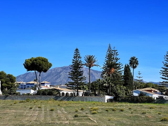 6 soveværelse Byhus til salg i San Pedro de Alcántara Pueblo, Marbella - € 585.000 (Ref: 9479962)