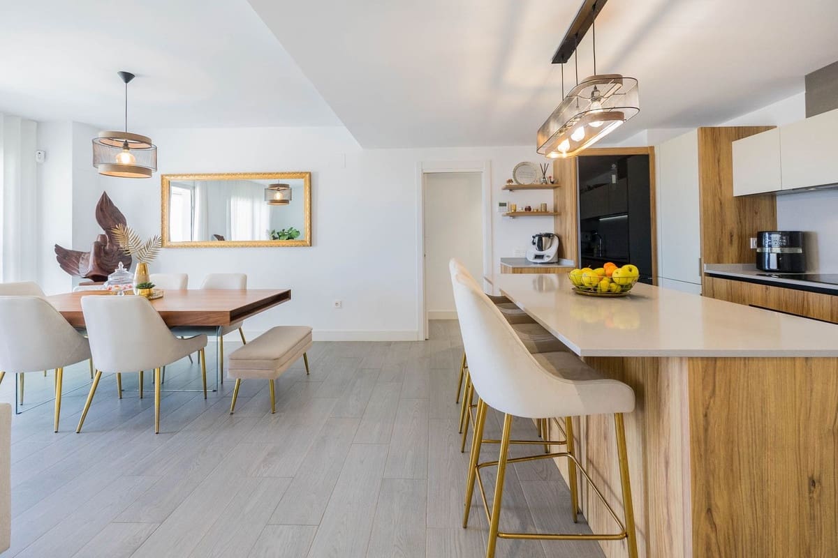 3 sypialnia Apartament na sprzedaż w Fuengirola z basenem - 589 000 € (Ref: 9479965)