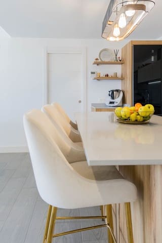 3 sypialnia Apartament na sprzedaż w Centro ciudad, Fuengirola z basenem - 589 000 € (Ref: 9479965)