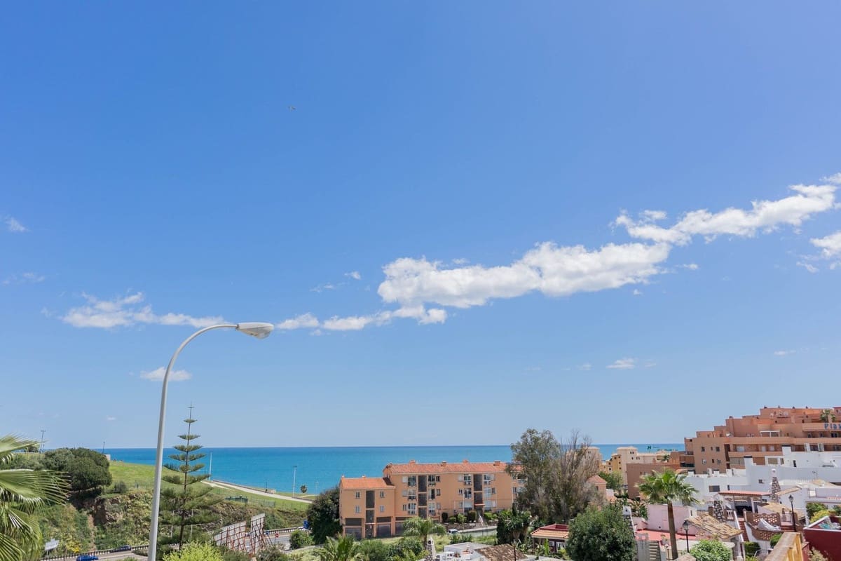 3 sypialnia Apartament na sprzedaż w Fuengirola z basenem - 589 000 € (Ref: 9479965)
