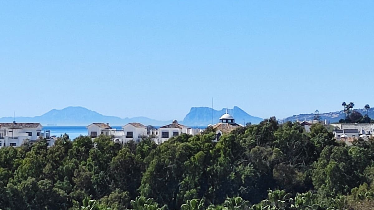 2 camera da letto Attico in vendita in Estepona con piscina - 589.000 € (Rif: 9479966)