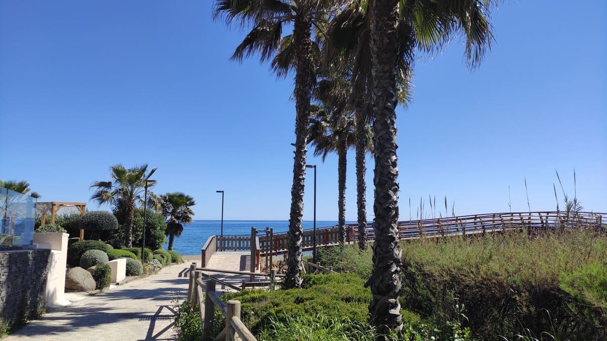 2 camera da letto Attico in vendita in Estepona con piscina - 589.000 € (Rif: 9479966)