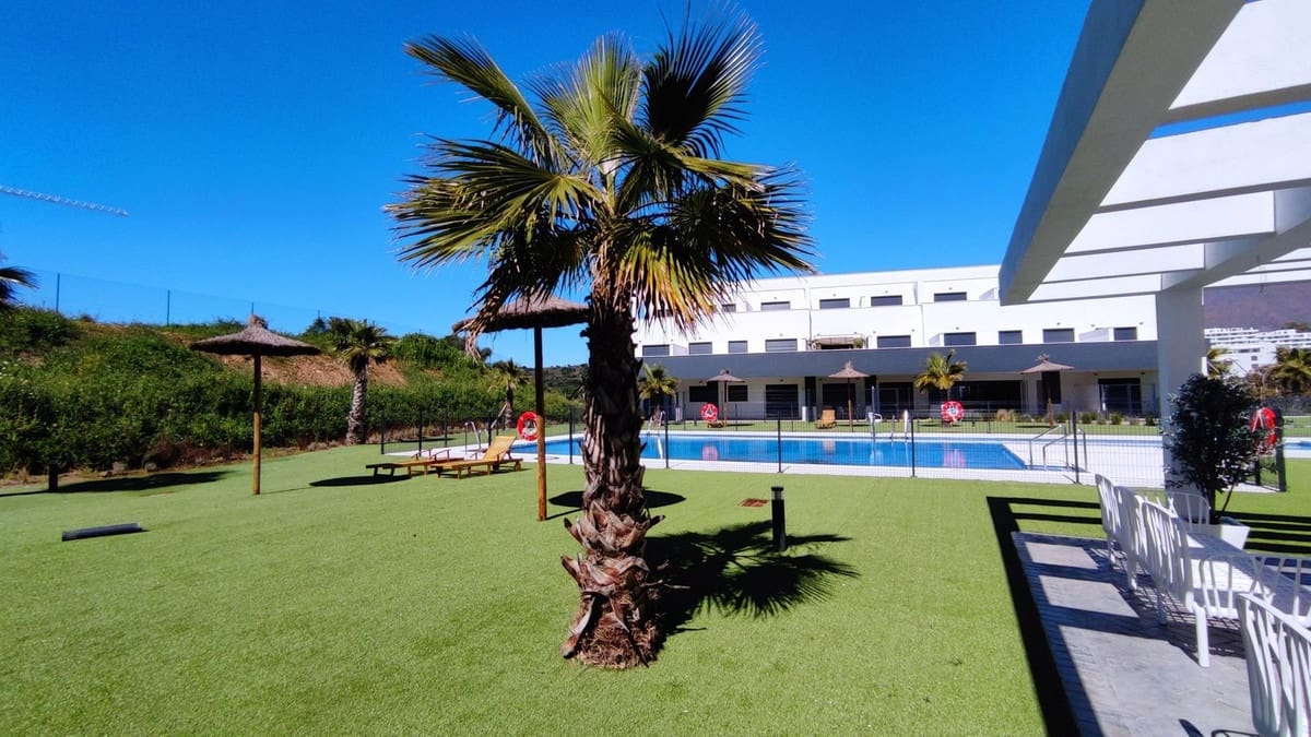 2 camera da letto Attico in vendita in Estepona con piscina - 589.000 € (Rif: 9479966)