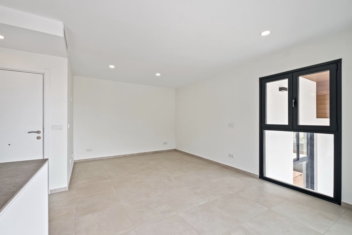 2 bedroom Apartment for sale in Torremolinos with pool garage - € 590,000 (Ref: 9479969)