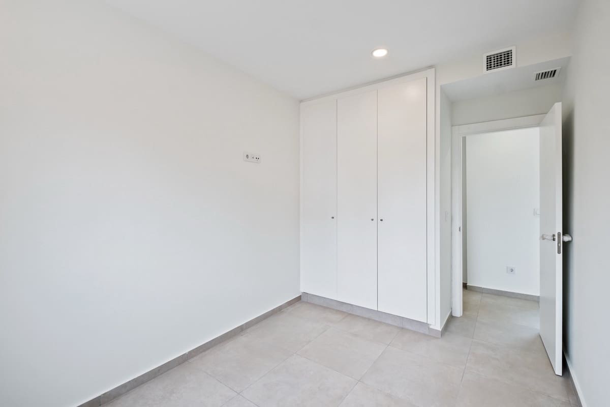 2 bedroom Apartment for sale in Torremolinos with pool garage - € 590,000 (Ref: 9479969)