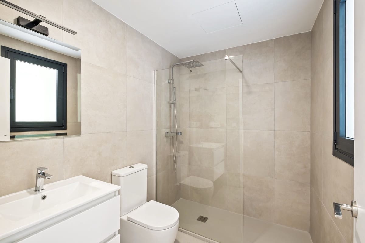 2 bedroom Apartment for sale in Torremolinos with pool garage - € 590,000 (Ref: 9479969)