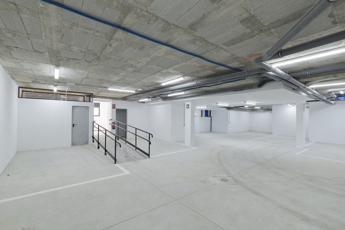 2 bedroom Apartment for sale in Torremolinos with pool garage - € 590,000 (Ref: 9479969)