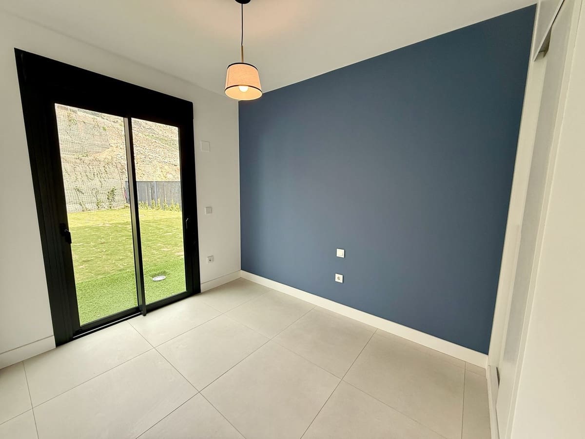 3 soverom Leilighet til salgs i Fuengirola med svømmebasseng - € 595 000 (Ref: 9479972)