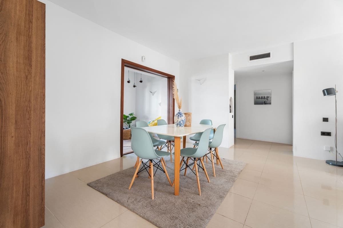 3 bedroom Apartment for sale in Puerto Banus with garage - € 595,000 (Ref: 9479976)