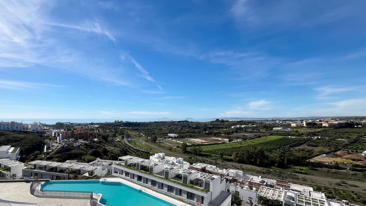 2 bedroom Penthouse for sale in New Golden Mile with pool - € 595,000 (Ref: 9479980)