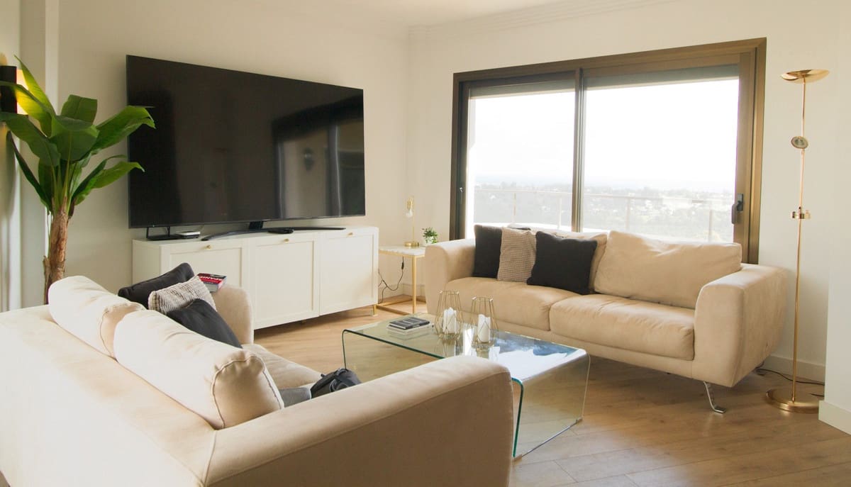 2 makuuhuone Kattohuoneisto myytävänä paikassa Estepona mukana uima-altaan - 595 000 € (Ref: 9479981)