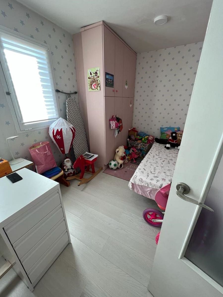 3 bedroom Penthouse for sale in New Golden Mile with pool - € 595,000 (Ref: 9479982)