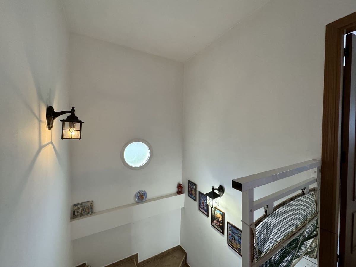 3 bedroom Villa for sale in Sotogrande with pool - € 595,000 (Ref: 9479984)