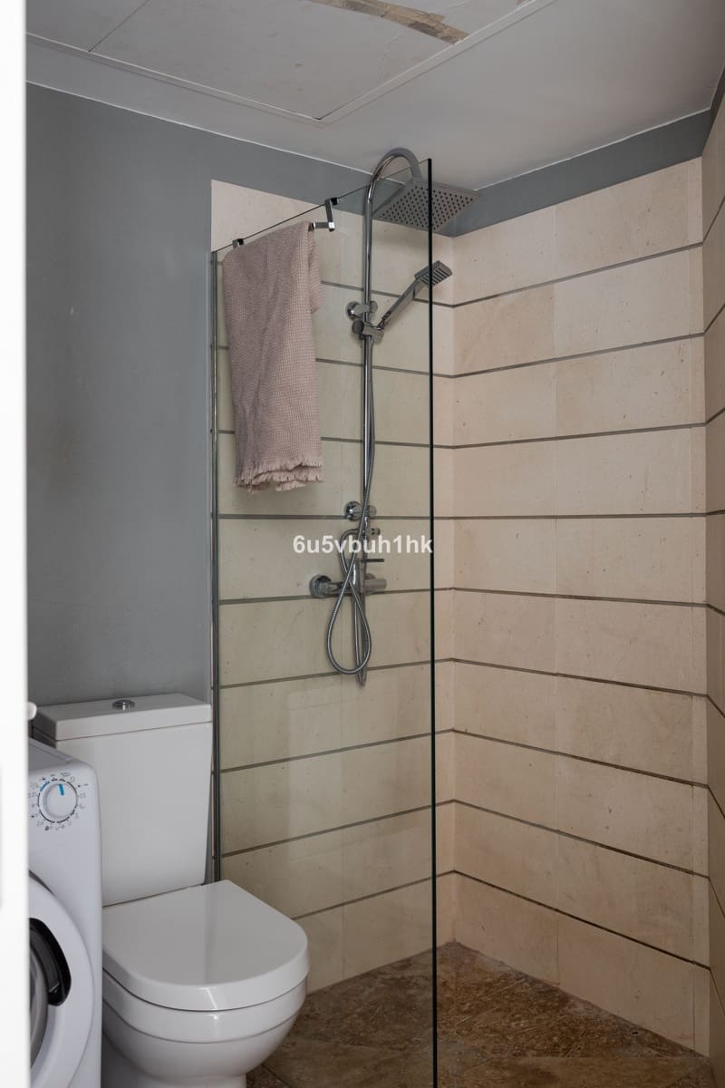 4 soveværelse Semi-Rækkehus til salg i Fuengirola med swimmingpool garage - € 595.000 (Ref: 9479987)