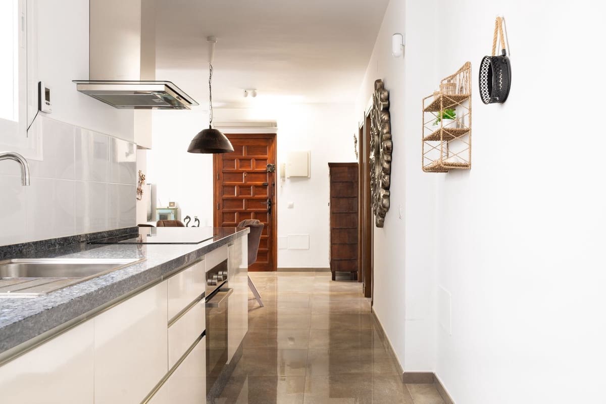 Casa de 3 habitaciones en Estepona en venta con garaje - 595.000 € (Ref: 9479988)