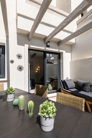 3 soveværelse Byhus til salg i Cancelada, Estepona med swimmingpool - € 595.000 (Ref: 9479990)