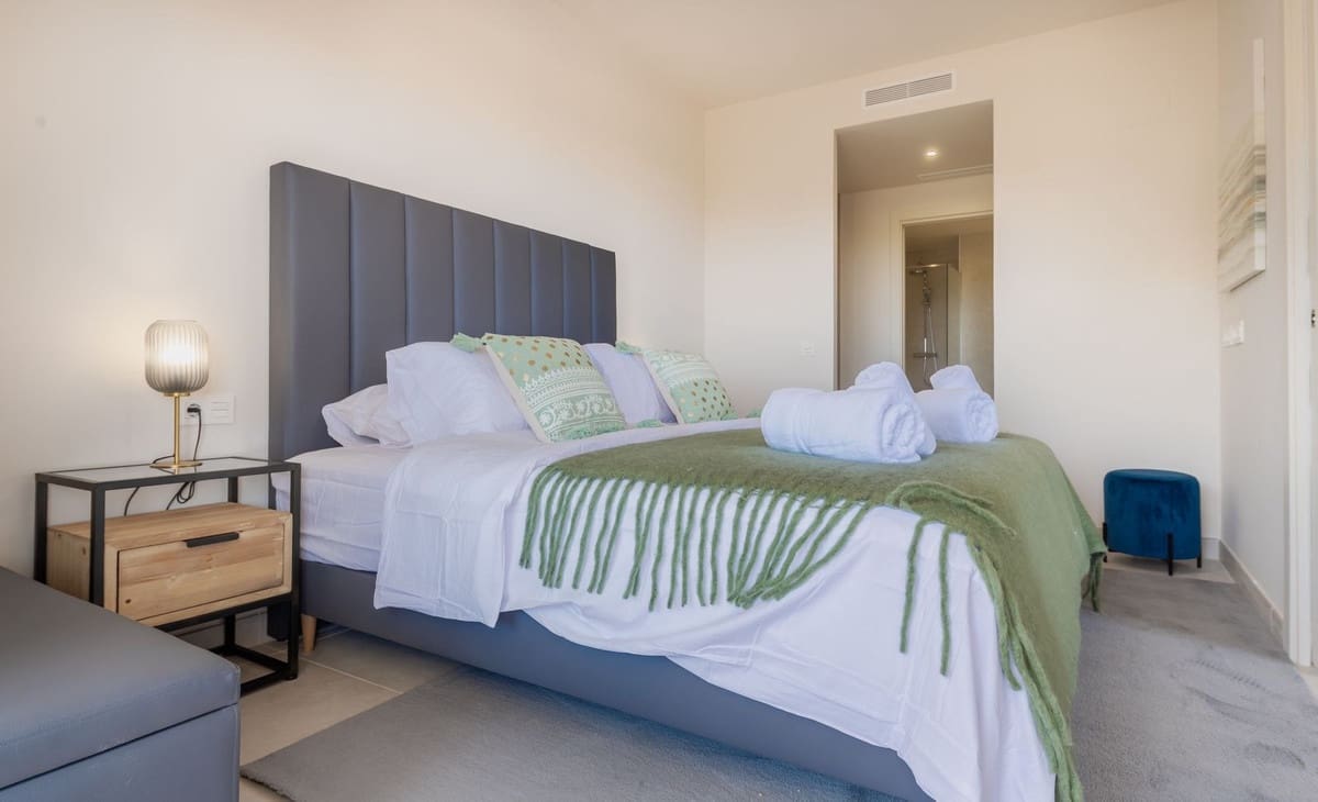 2 Zimmer Apartment zu verkaufen in Mijas Costa mit Pool Garage - 595.000 € (Ref: 9479992)