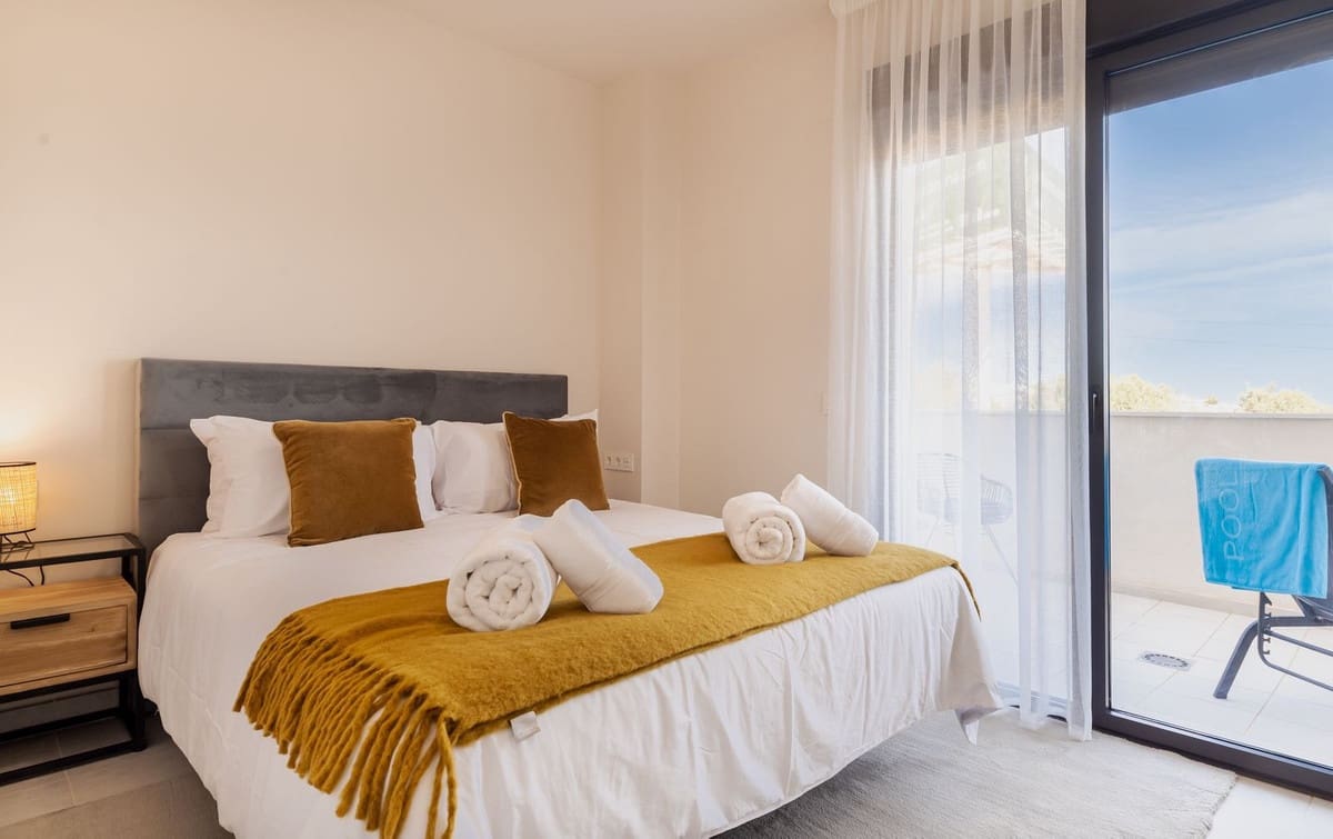 2 Zimmer Apartment zu verkaufen in Mijas Costa mit Pool Garage - 595.000 € (Ref: 9479992)