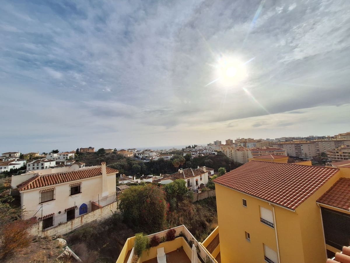 4 soveværelse Penthouse til salg i Marbella med swimmingpool - € 598.000 (Ref: 9479995)