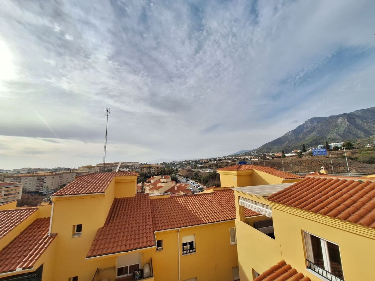 4 soveværelse Penthouse til salg i Marbella med swimmingpool - € 598.000 (Ref: 9479995)