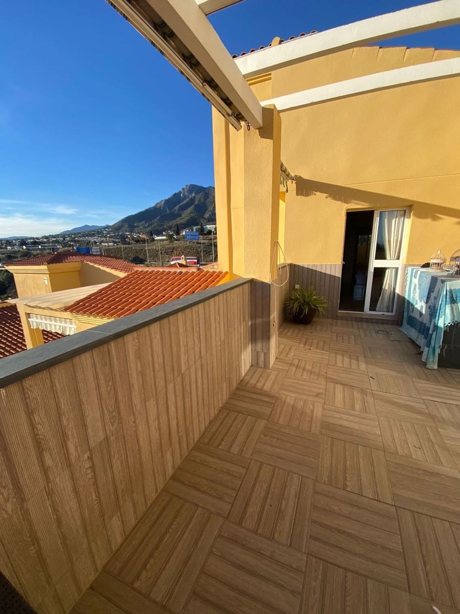 4 soveværelse Penthouse til salg i Marbella med swimmingpool - € 598.000 (Ref: 9479995)