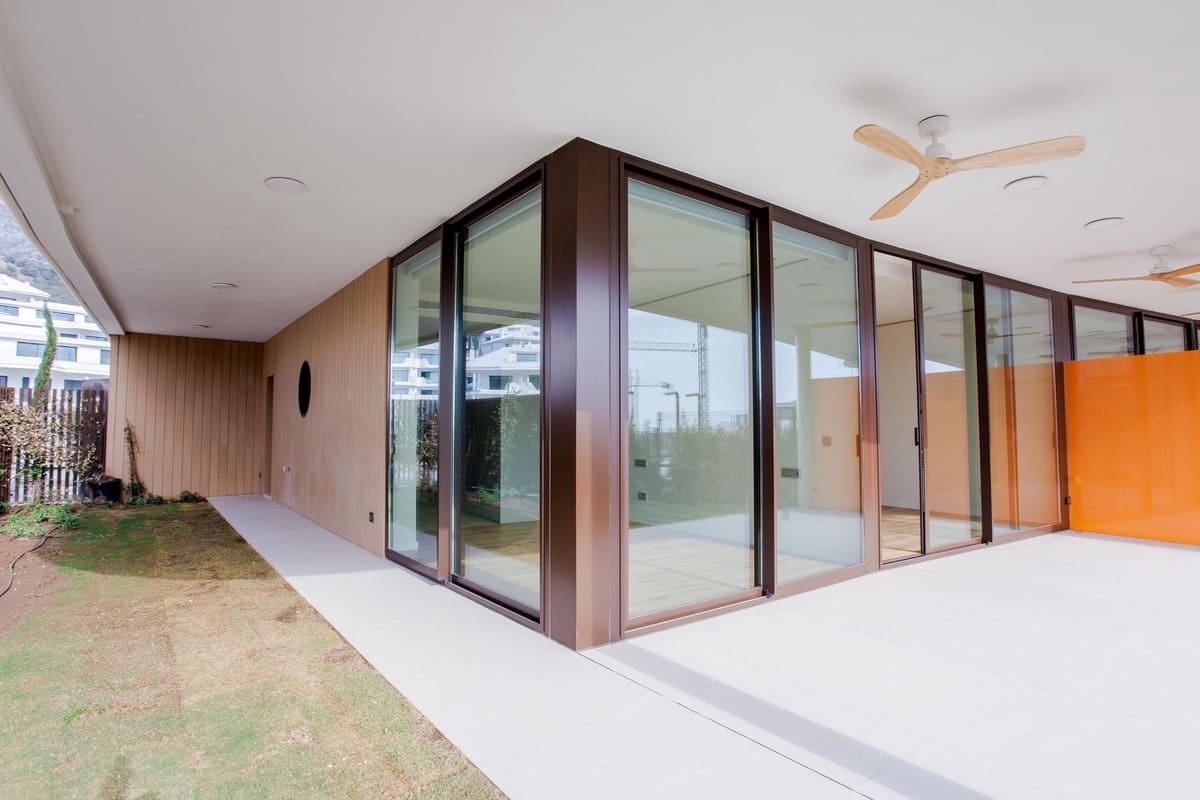 2 sovrum Lägenhet till salu i Fuengirola med pool garage - 599 000 € (Ref: 9479996)