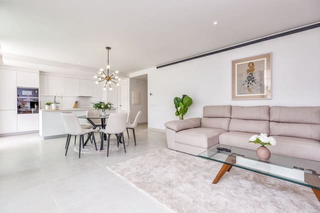 2 slaapkamer Appartement te koop in Centro ciudad, Fuengirola met zwembad - € 599.000 (Ref: 9479998)