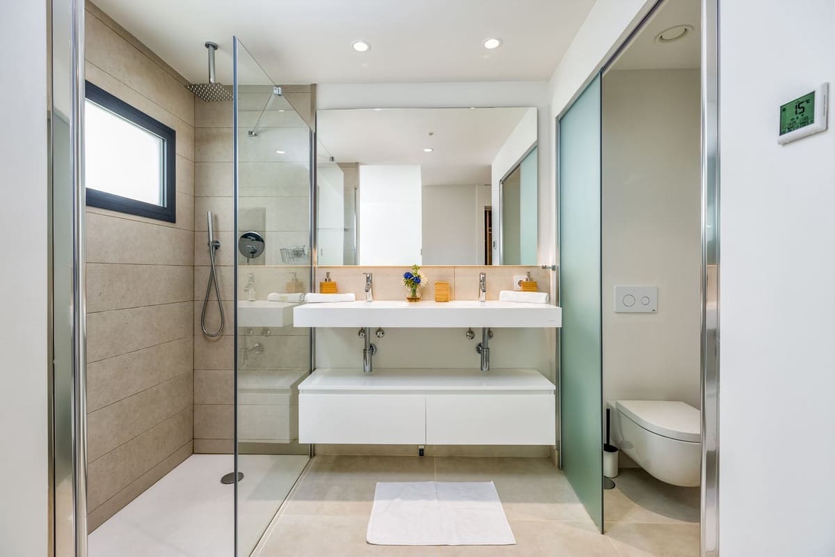 2 slaapkamer Appartement te koop in Fuengirola met zwembad - € 599.000 (Ref: 9479998)