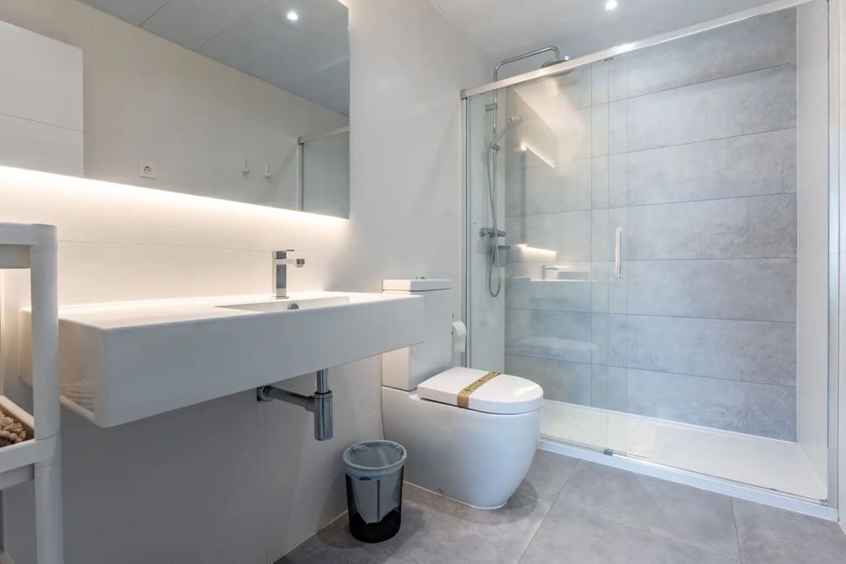 2 bedroom Apartment for sale in La Cala de Mijas with pool - € 599,000 (Ref: 9480000)