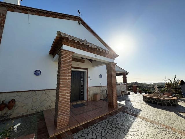 3 sypialnia Willa na sprzedaż w La Cala de Mijas, Mijas z basenem - 599 000 € (Ref: 9480005)